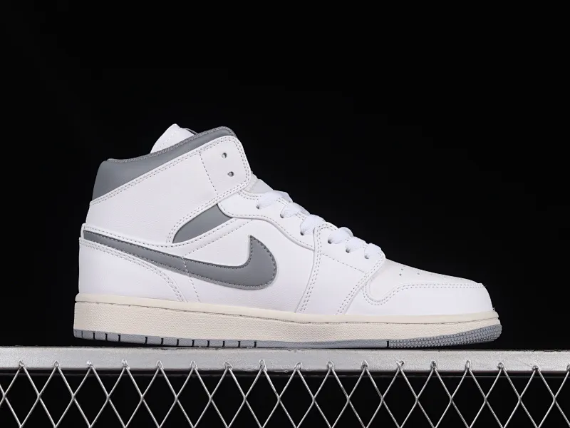 All categories Air Jordan Jordan series basketball shoes Air Jordan 1 Mid Air Jordan 1 Mid "Vintage Grey" AJ1 Joe 1 white gray first year China basketball shoes 554724-135